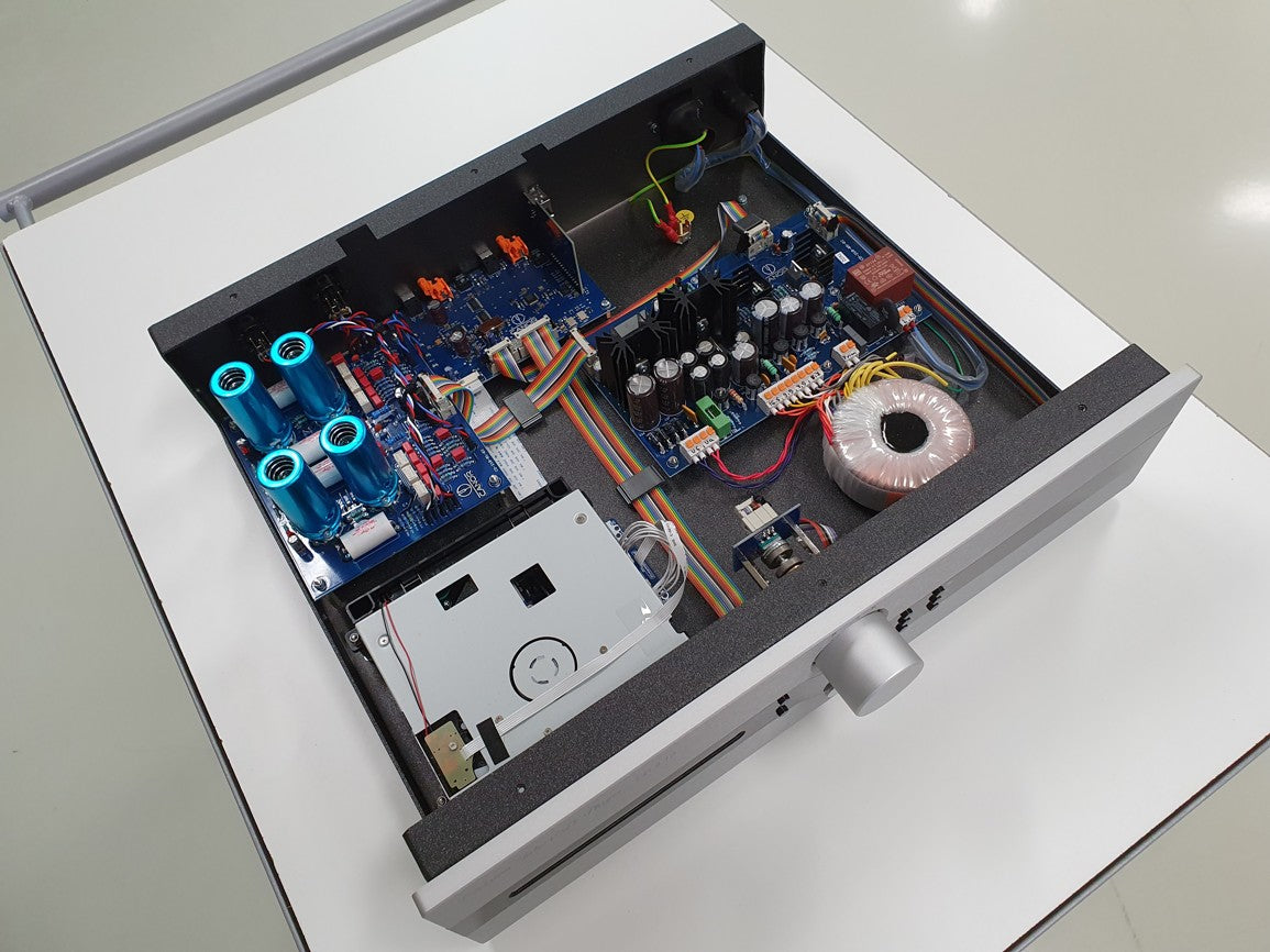 Canor Audio CD 2.10 Tube CD Player