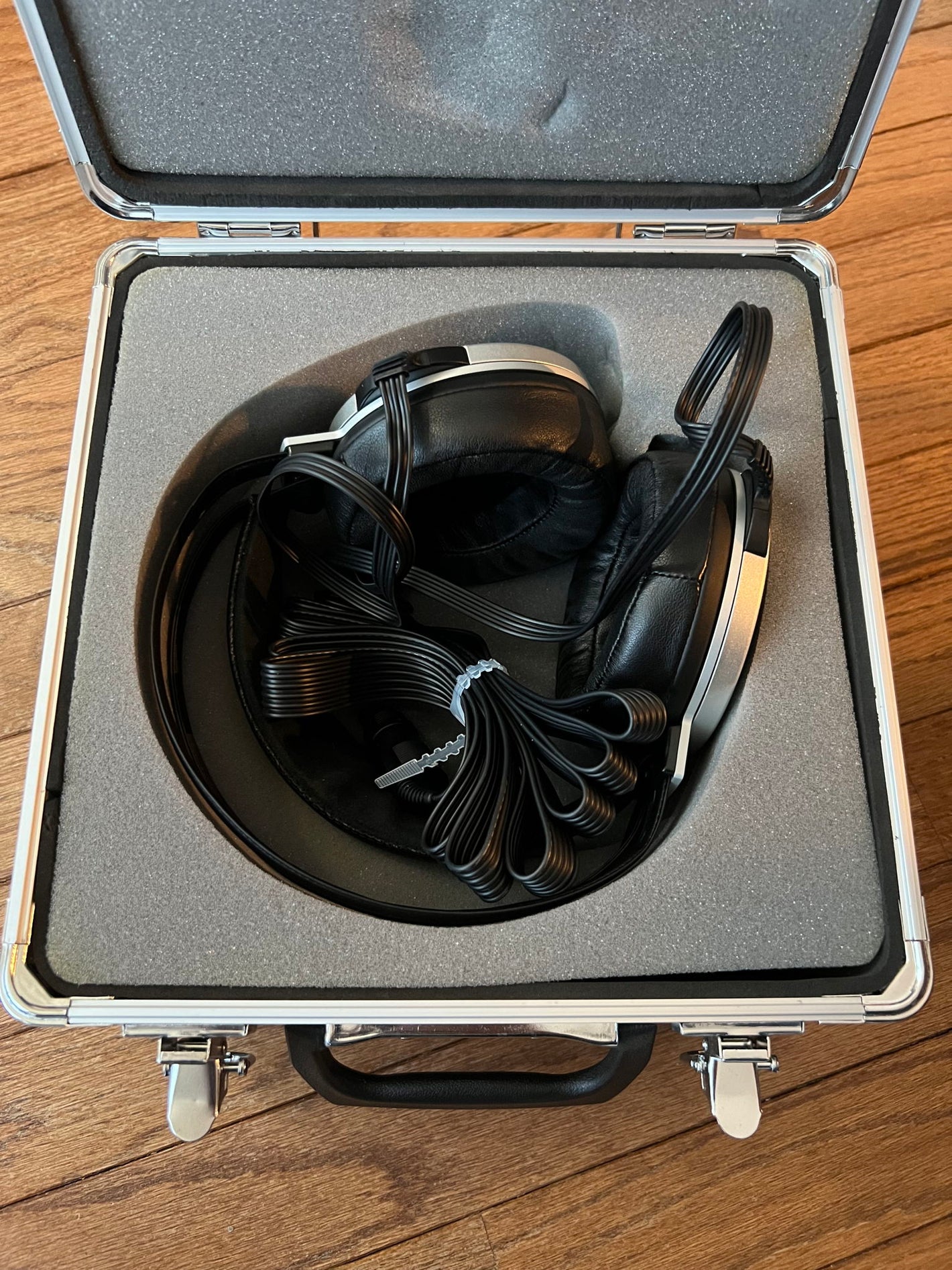 Pre-Owned Stax SR-007A Headphones